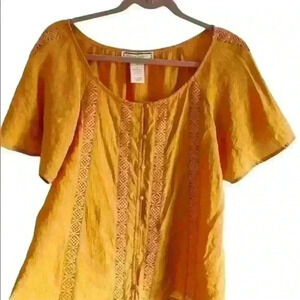 Flying Tomato gold embroidered button front ruffle sleeves shirt size small